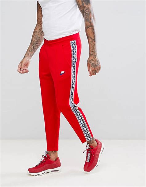 nike jogginghose mit seitenstreifen damen